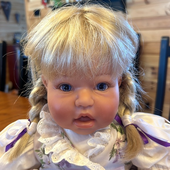 Lee Middleton Doll signed by Reva Schick #995 w/ original clothes I Love Violets - Picture 4 of 16